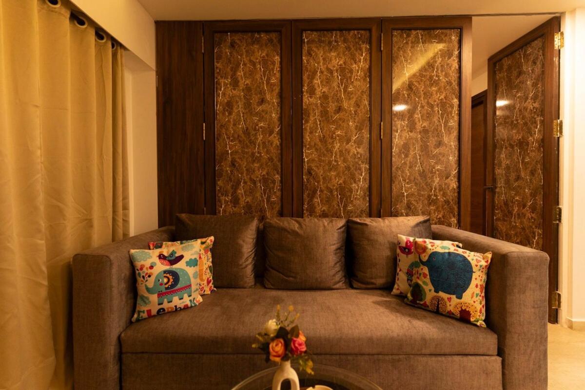 Apartament Cozy, Upscale 1 Bhk Near Bkc Bombaj