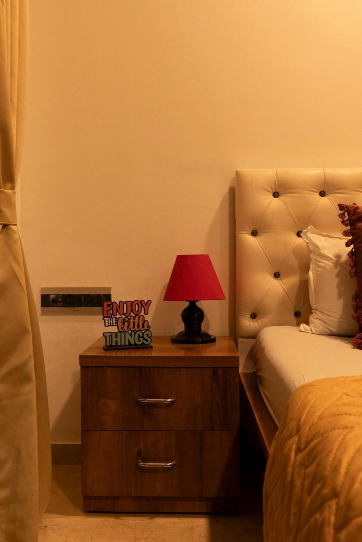 Cozy, Upscale 1 Bhk Near Bkc Bombaj